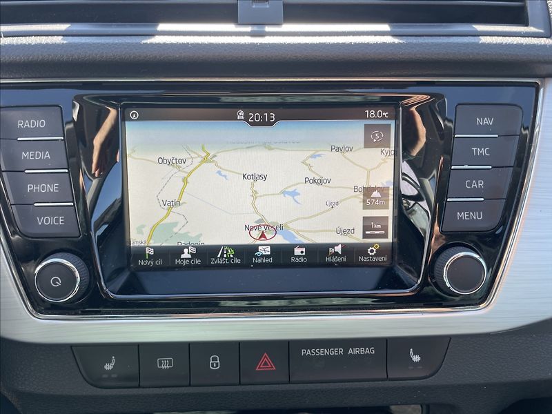 Škoda Fabia 1,0 TSi 70kw DRIVE GPS LED Kli - fotka 16 z 32