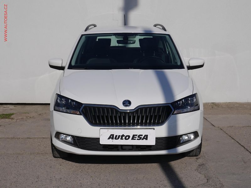 Škoda Fabia (2021) 1.0 TSi, ČR, Style, LED - fotka 2 z 18