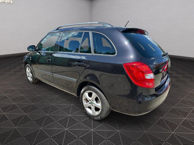 Škoda Fabia (2011) 1,2TSI 77Kw - fotka 5 z 29