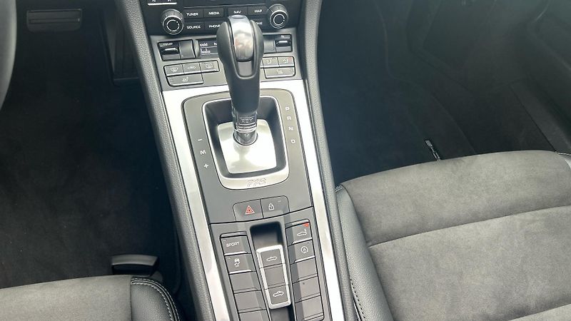 Porsche Boxster 718 - fotka 27 z 29