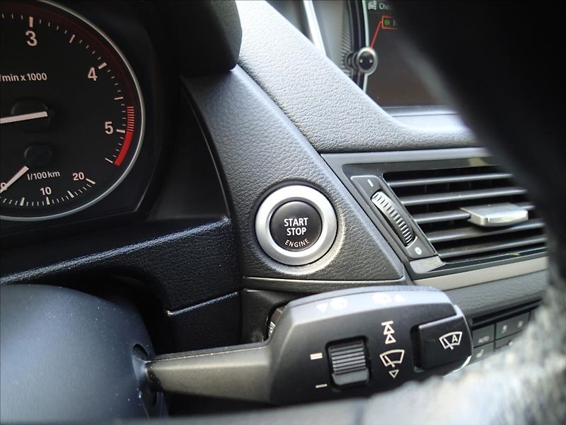 BMW X1 2,0 135 kW, 4x4 - fotka 14 z 47