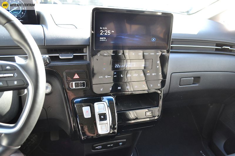 Hyundai Staria 1.6T-GDI HEV 225 PREMIUM EXECU - fotka 33 z 66