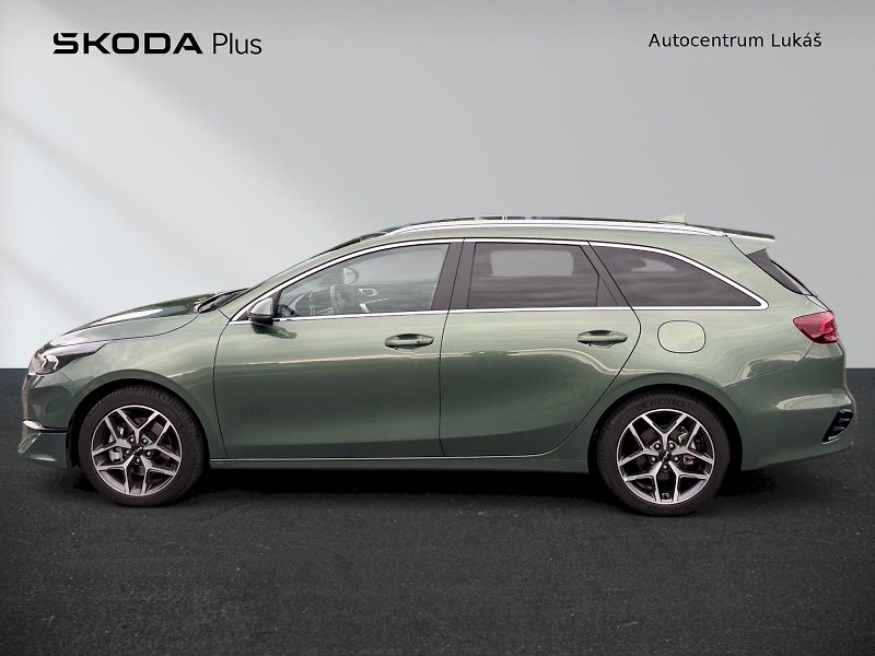 Kia Ceed (2025) 1.5 T-GDi TOP 7DCT - fotka 3 z 30