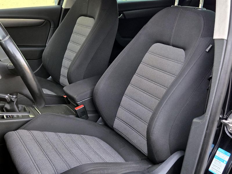 Volkswagen Passat TDi SERV.KNIHA - PERF.STAV     - fotka 31 z 46