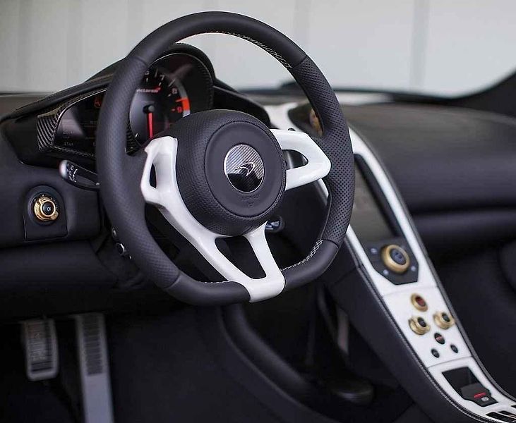 McLaren 650S Spider Al Sahara 79 by MSO.