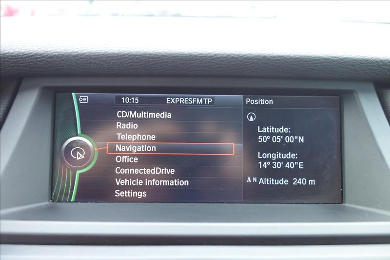 BMW X5 40d 225KW,xDRIVE,PANORAMA. - fotka 33 z 50