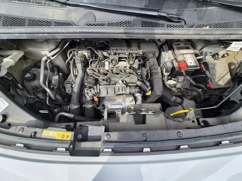 Toyota ProAce City (2023) 1,5 D-4D 130k Extra LWB CrewCa - fotka 12 z 14