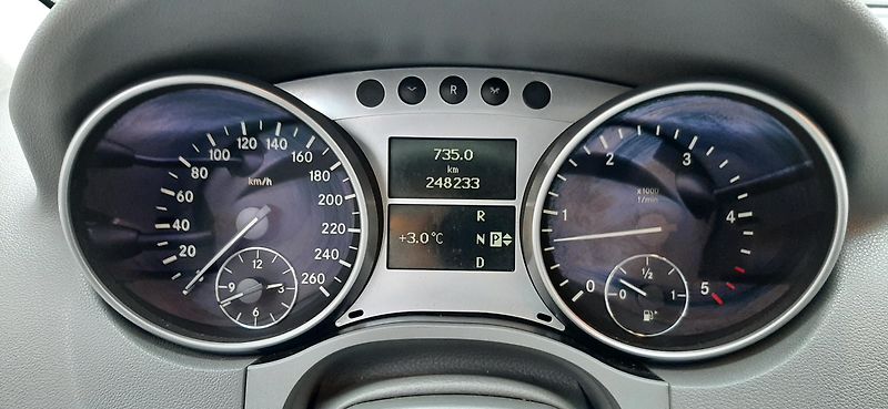 Mercedes-Benz Třídy M (2007) M320CDI 4M NAVI-KUŽE-ALCANTARA - fotka 32 z 42