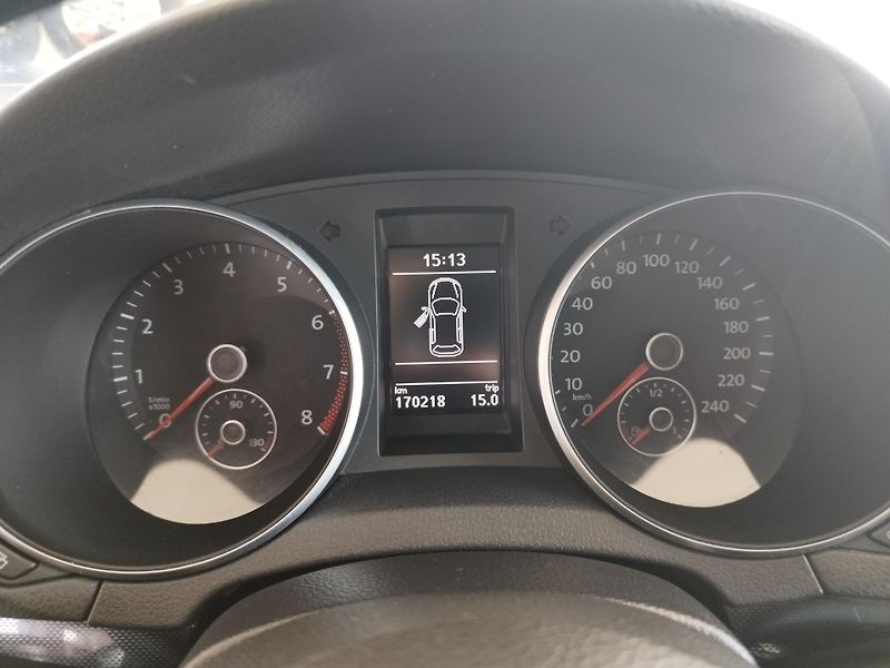 Volkswagen Golf (2010) 1,4TSI,90KW,DSG,ALU,NOVÉ ROZV. - fotka 23 z 27