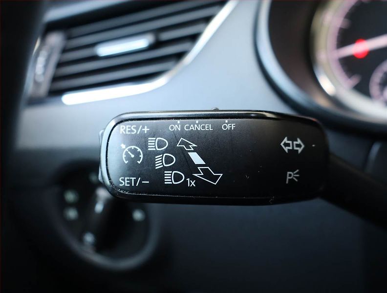 Škoda Octavia (2018) 1.0 TSI, Navi, Tempomat - fotka 22 z 23