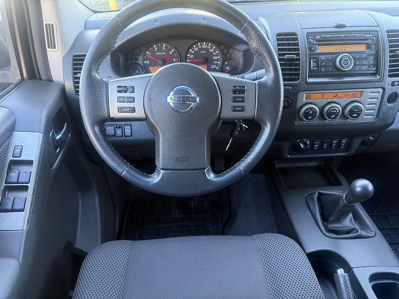 Nissan Navara 2,5dCi 4x4 Tažné - fotka 15 z 18