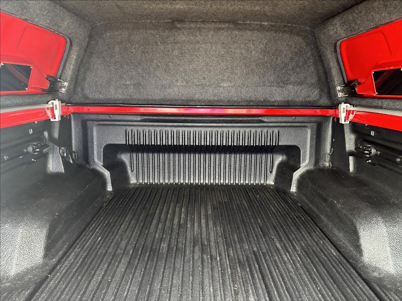 Ford Ranger 2,0 EcoBlue Limited 156kW 4x4 - fotka 10 z 44