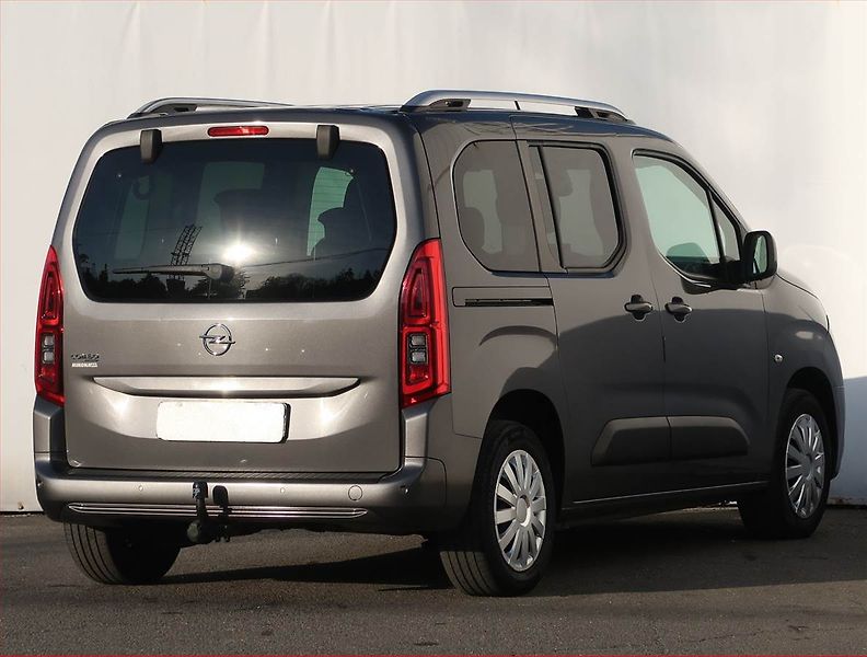 Opel Combo (2020) Edition 1.2 Turbo, 5Míst, ČR - fotka 5 z 18
