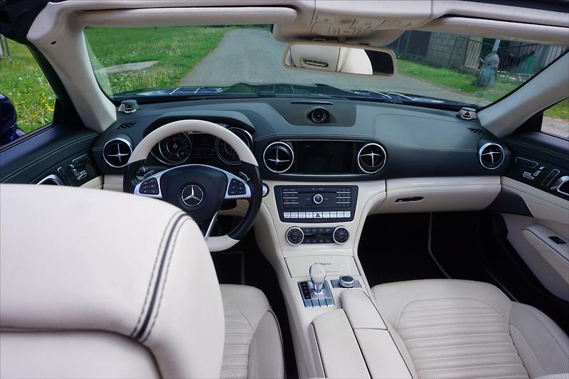Mercedes-Benz SL 3,0 AMG Designo Edition Masáže - fotka 16 z 31