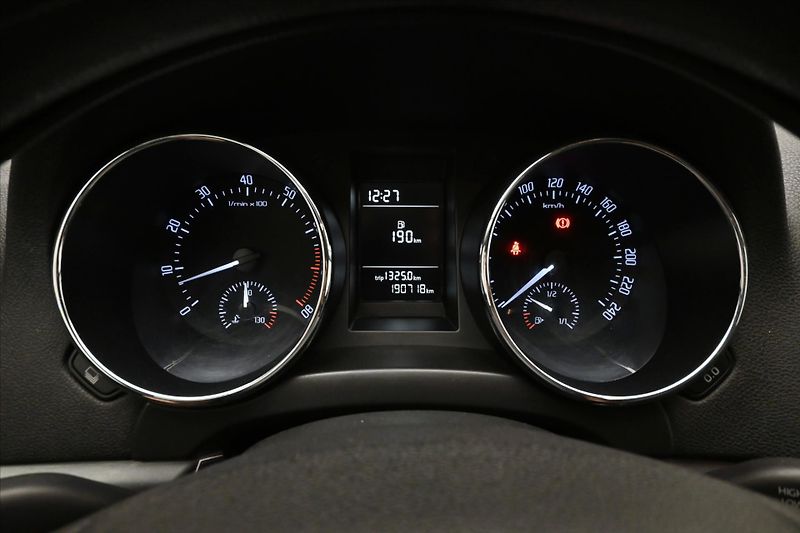 Škoda Yeti 1,2 TSI 77 kW KLIMA TAŽNÉ - fotka 16 z 29