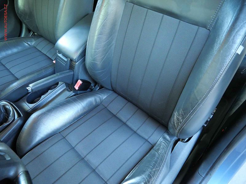 Škoda Superb (2005) 1.8 T, ČR, Elegance, xenon - fotka 9 z 18