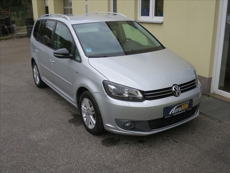 Volkswagen Touran 1,4  TSI MATCH - fotka 5 z 34