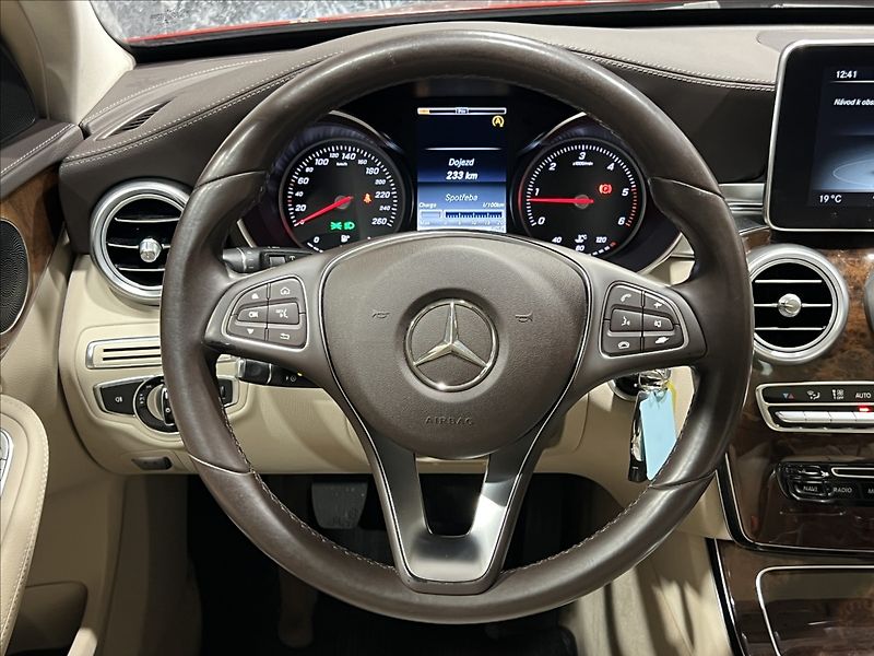 Mercedes-Benz Třídy C 2,1 CDi Exclusive, Panorama - fotka 21 z 32