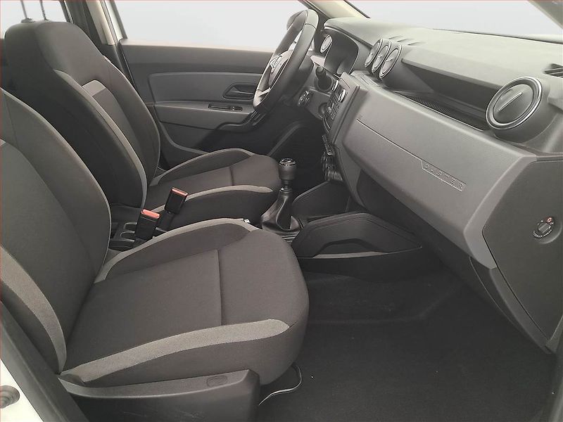 Dacia Duster (2018) 1.5 dCi, 4X4, Serv.kniha - fotka 9 z 16