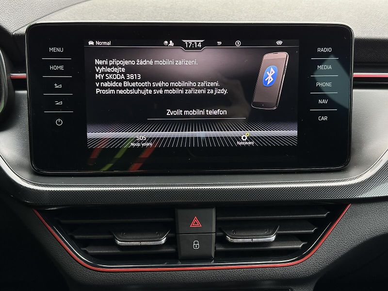 Škoda Kamiq 1.5TSi DSG Monte Carlo V.Cockp - fotka 28 z 48