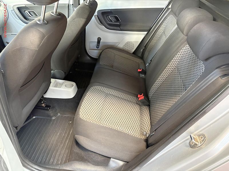 Škoda Fabia (2010) 1.2i, ČR - fotka 10 z 13