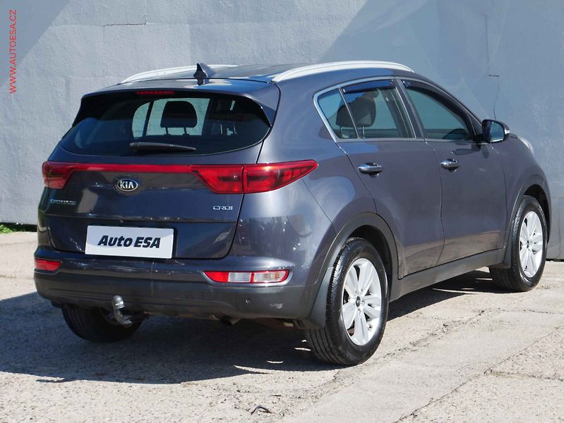 Kia Sportage (2016) 1.7 CRDi, ČR, Navi, AC - fotka 6 z 16