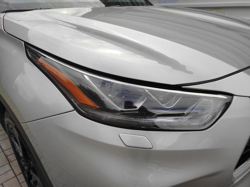 Toyota Highlander 2.5e-CVT HEV 7míst, AWD - fotka 6 z 59