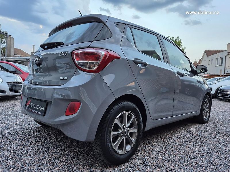 Hyundai i10 (2013) 1.2i 64 KW Klima FIFA Edice - fotka 13 z 53