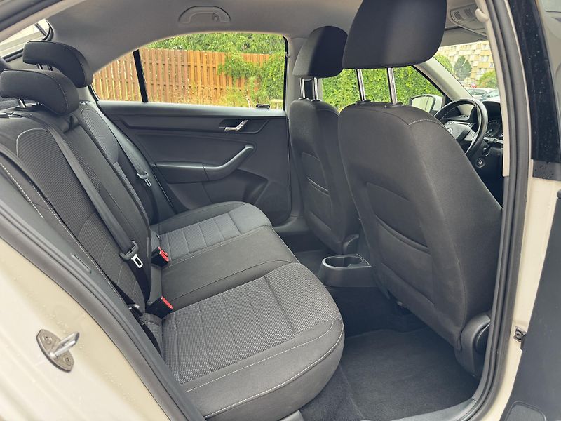 Škoda Rapid (2016) 1.6 TDI 85kW Ambition - fotka 18 z 27