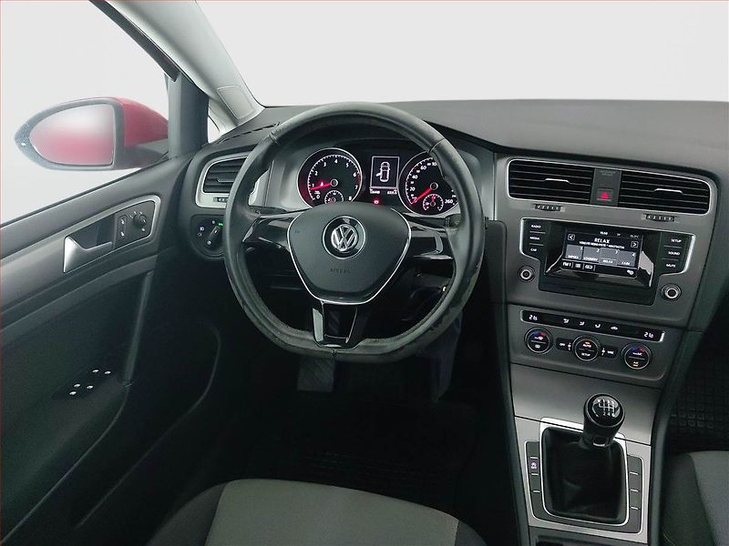 Volkswagen Golf (2013) 1.2 TSI, ČR,1.maj - fotka 7 z 16