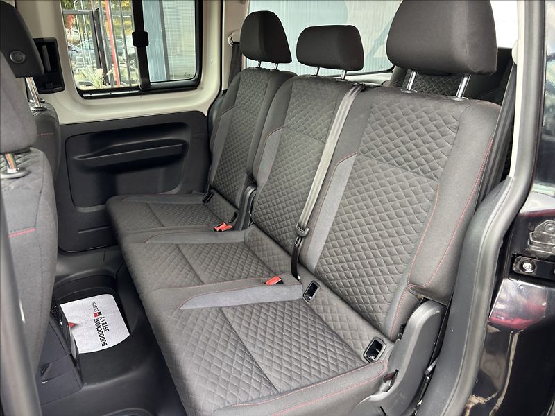 Volkswagen Caddy 1,4 TSi Highline, Navi, Kamera - fotka 14 z 14