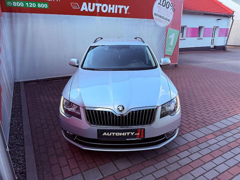 Škoda Superb 2.0 TDi Best of, Navi, 132 tkm - fotka 2 z 29
