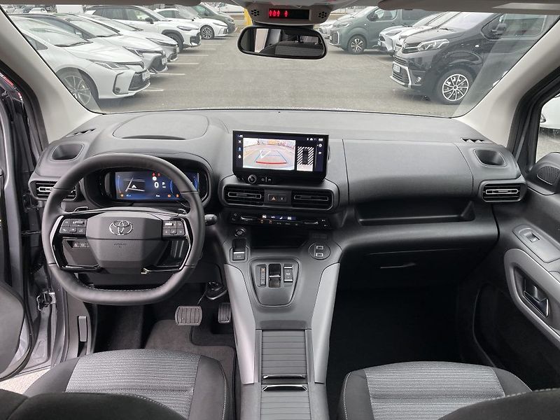 Toyota ProAce City Verso 1.5D 130k Long VIP ODBĚR 1/27 - fotka 15 z 30