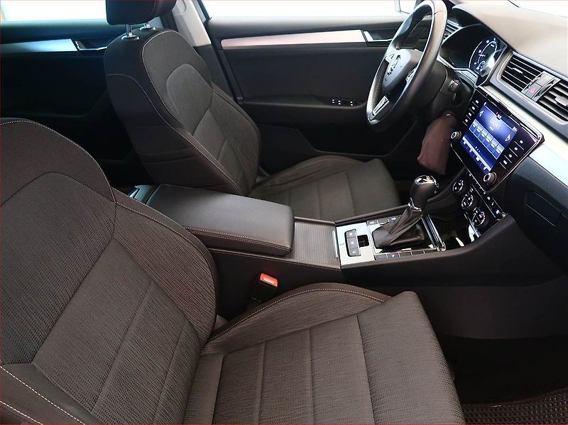 Škoda Superb (2019) Ambition Plus 2.0 TDI, Automat - fotka 9 z 18
