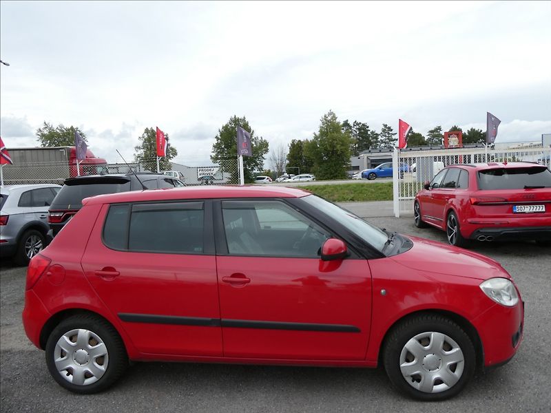 Škoda Fabia 1,6 i16V 77kW AUTOMAT,klima,ČR - fotka 8 z 30