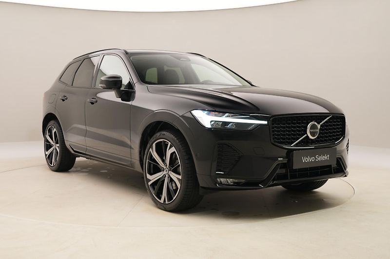 Volvo XC60 B4 AWD DARK PLUS AUT  - fotka 15 z 56