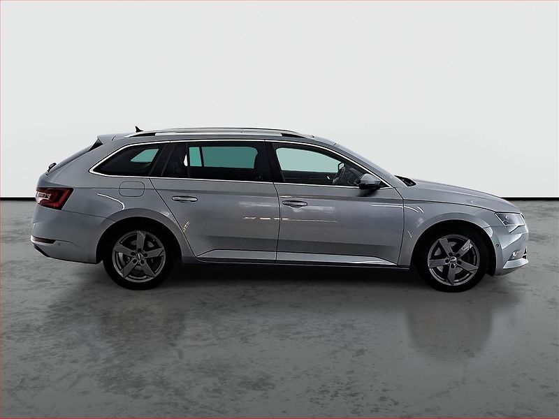Škoda Superb (2017) Laurin&Klement 2.0 TDI 4x4 - fotka 6 z 18