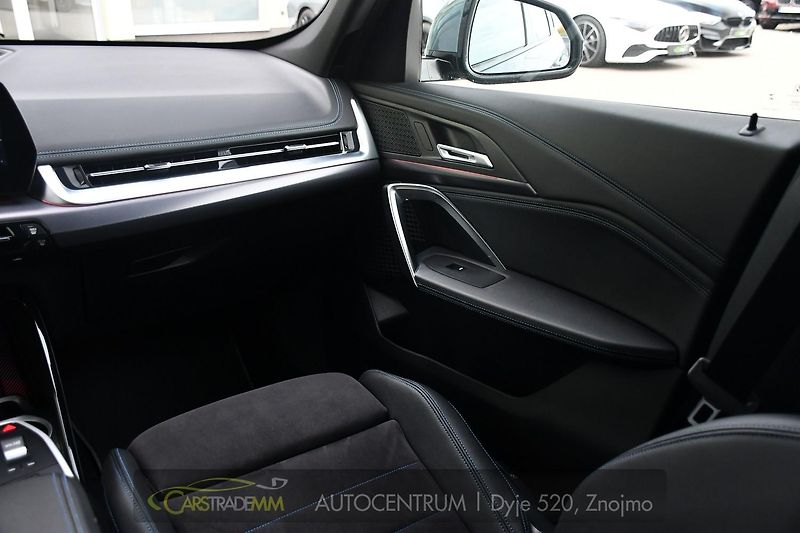 BMW X1 xDrive23d - fotka 23 z 58