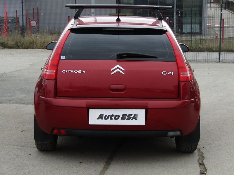 Citroën C4 (2009) 1.4 16V, 1.maj,ČR, AC, STK2 - fotka 5 z 16