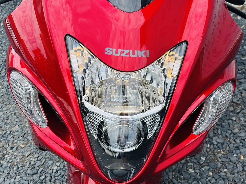 Suzuki GSX 1300 R Hayabusa (2016) 1300 , 145kW, 1majitel - fotka 5 z 7