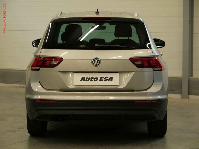 Volkswagen Tiguan (2017) 2.0TDi, Comfortline, TZ, navi - fotka 5 z 22