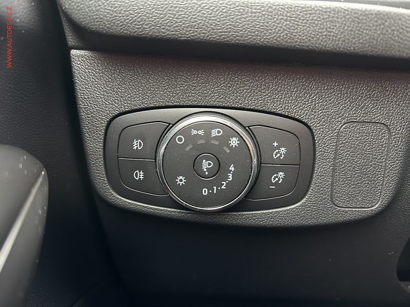 Ford Focus (2022) 1.0 EB, ČR, Trend, LED - fotka 12 z 17