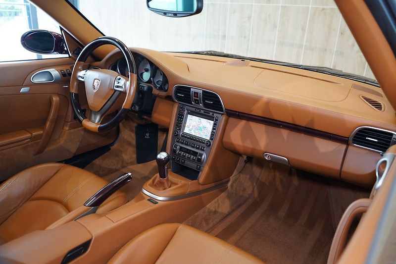 Porsche 911 Carrera S, Manuál, Bose, Navi - fotka 40 z 40