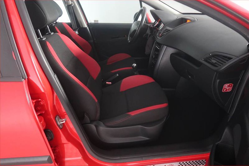 Peugeot 207 (2009) 1.4, nová STK, Klima - fotka 9 z 15