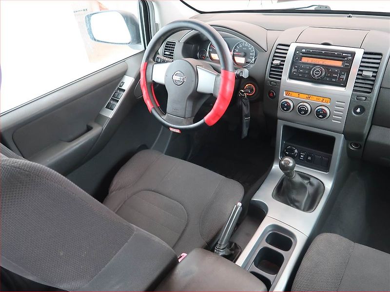 Nissan Pathfinder (2007) 2.5 dCi , 4X4 - fotka 7 z 17