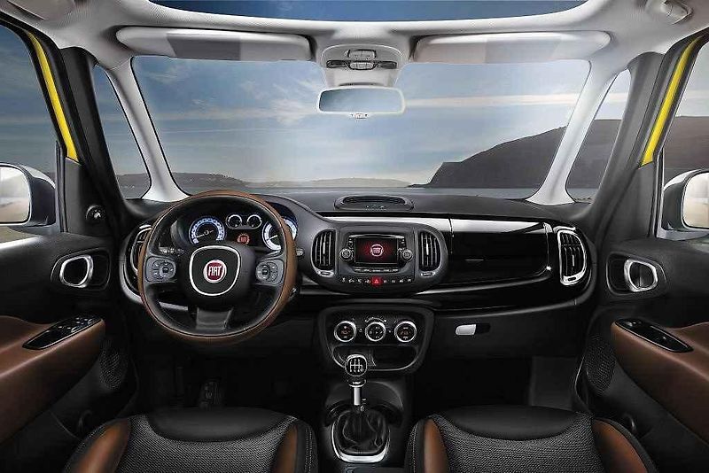 Fiat 500L Trekking.