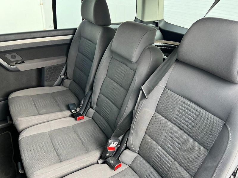 Volkswagen Touran (2008) 2.0TDi 103kW! 2x kola! - fotka 18 z 21