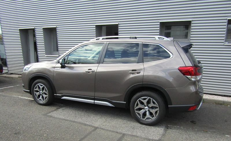 Subaru Forester (2022) Comfort NAVI ČR serv. kň. - fotka 3 z 37