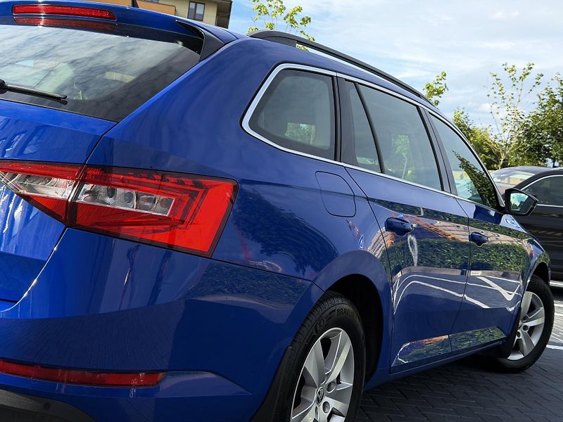 Škoda Superb (2022) 2.0 TDi 110 kW/manual/tažné - fotka 12 z 23