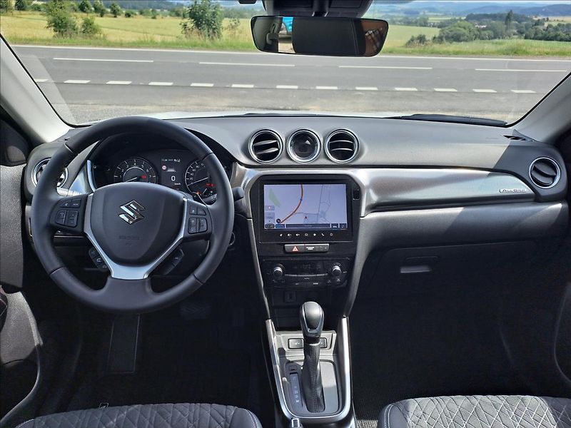 Suzuki Vitara (2025) 1,5 Elegance AllGrip 6AGS - fotka 15 z 17